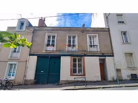 vente immeuble à nantes (44000) : à vendre / 223m² nantes