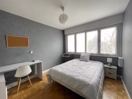 chambre angers dans un appartement t4