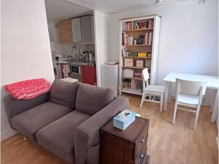 appart. t2 meublé