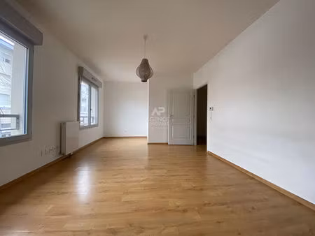appartement nanterre 3 pièce(s) 65.69m2