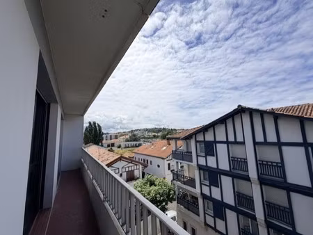t2 lumineux non meuble