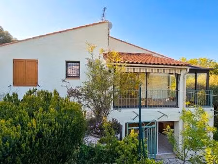 maison - 191m ²