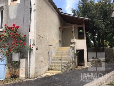 maisonnette dans le centre ville de mercues