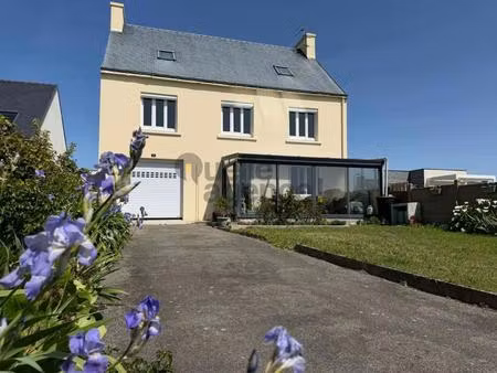 maison 6 pièces de 114 m2 à plouhinec