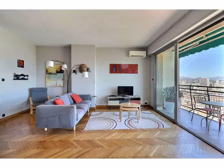 appartement t4 de 90m² avec terrasse 13006