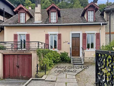 annecy (74) - maison des annees 30 face au lac d'annecy