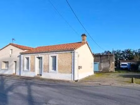 vente maison à luçon (85400) : à vendre / 96m² luçon