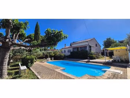 maison de plain-pied au calme sur 1009 m²