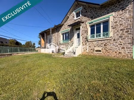 maison en pierre avec 3 chambres