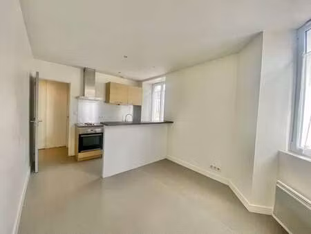 location appartement 2 pièces à nantes zola (44000) : à louer 2 pièces / 33m² nantes zola