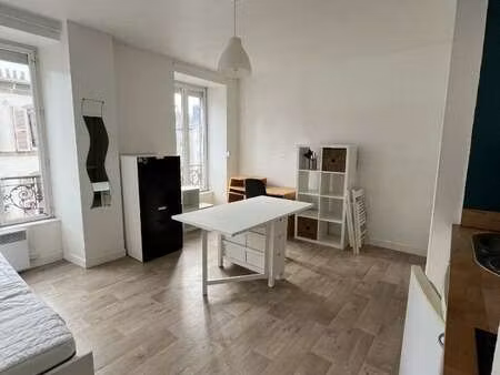location appartement t1 meublé à brest (29200) : à louer t1 meublé / 23m² brest