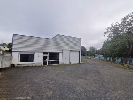 entrepot de 438 m2 à louer lamballe