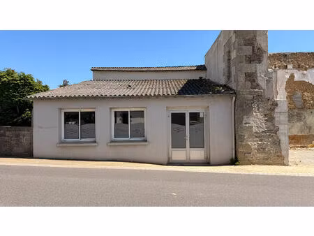 bâtiment à fort potentiel - emplacement stratégique - saint-maudan 22600