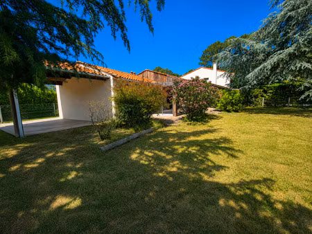 a vendre maison 3 chambre sur une belle parcelle de 1065m2 m