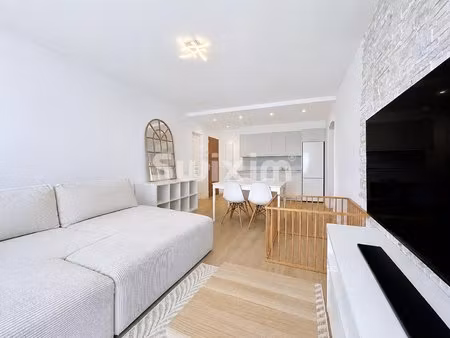 t2 rénové de 48 m² avec grande terrasse de 28 m² !