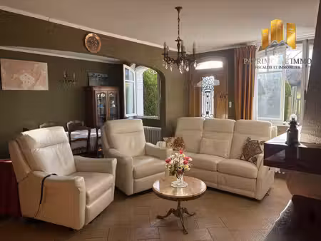maison de 147 m² avec élévateur pmr et appartement indépenda