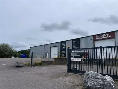 location local d'activités jouy aux arches 1 138 m²