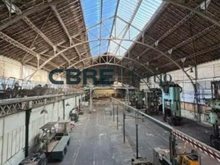 vente bureau amboise 3 860 m²