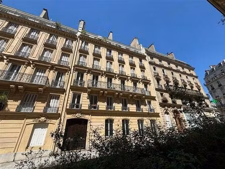 location bureau paris 8ème (75008) 135 m²