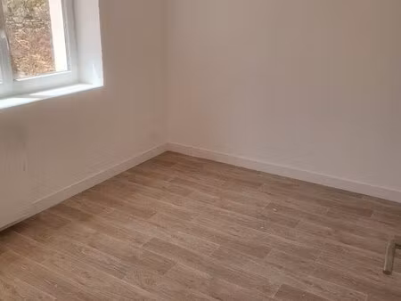 à louer appartement 56 m² – 660 € |sainte-pazanne