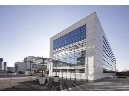 à louer bureau 2 928 m² – 64 416 € |mamer