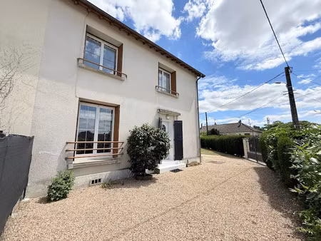 vente maison 4 pièces 80.32 m² à vierzon (18100)  106 000 €