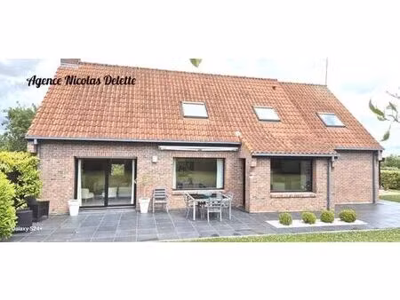 maison de luxe de 6 pièces en vente à linselles  hauts-de-france