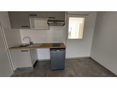location appartement 2 pièces 48m² villeneuve tolosane 31270
