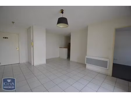 appartement à louer 2 pièces 41 m² - agen (47) - 490€