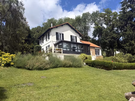 villennes-sur-seine – propriété de charme au cœur d’un environnement privilégié