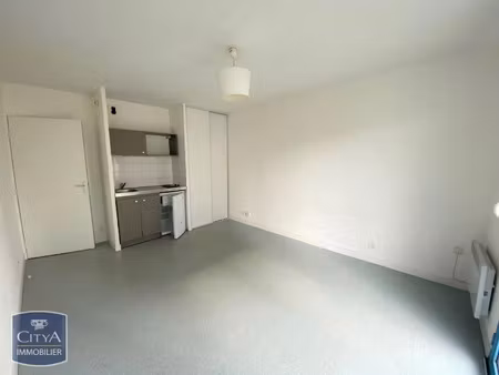 appartement à louer 1 pièce 21.77 m² - tours (37) - 473€