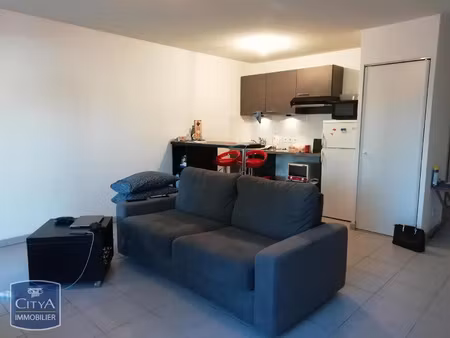 appartement à louer 1 pièce 34 m² - arles (13) - 517€