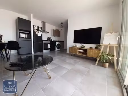 appartement à louer 3 pièces 59.3 m² - nîmes (30) - 782€