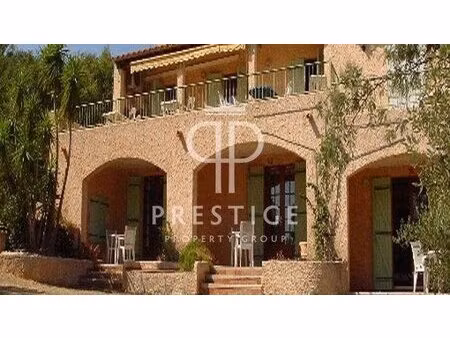 achat : maison (83390)