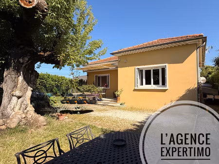 charmante maison de plain-pied sans vis-à-vis sur une parcelle de 752 m2