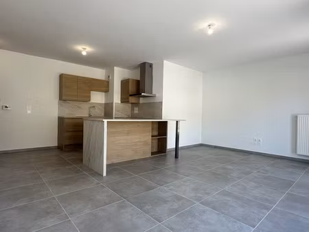 location appartement 3 pièces 64m² trevoux 01600