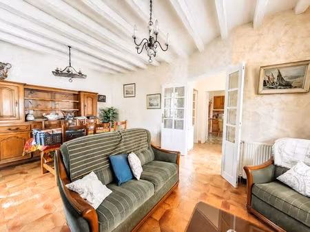 maison 5 pièces - 241 m²