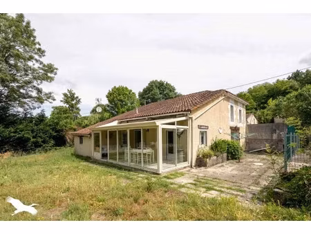 vente maison 6 pièces 160 m² à mirambeau (17150)  190 000 €