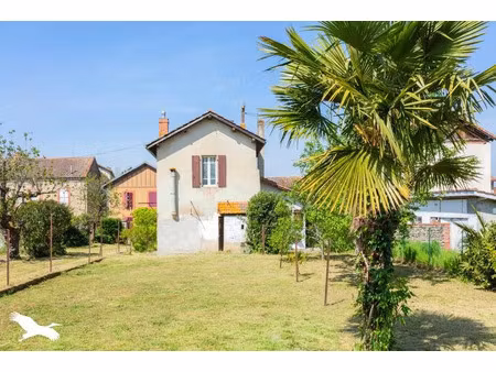 vente maison 10 pièces 250 m² à riscle (32400)  189 166 €