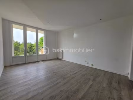 appartement de 44 02 m² à villemomble