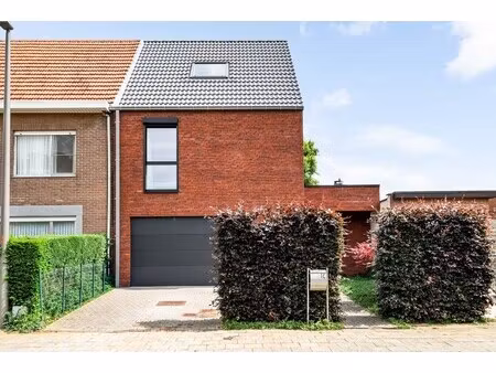 instapklare  energiezuinige woning in het gegeerde ekeren donk