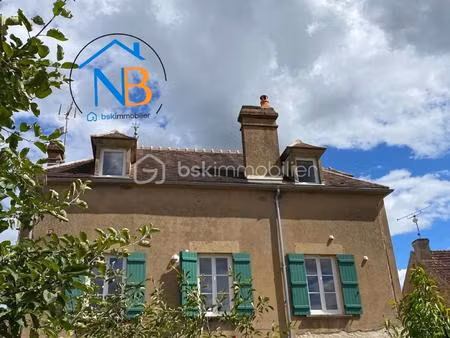 corps de ferme de 160 m² à pontaubert