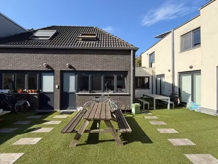 leuke moderne woning op rustige topligging nabij sint-pietersstation en uz gent