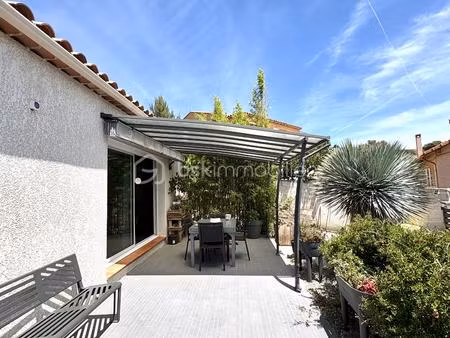maison contemporaine de 92 m² à marseille-15e-arrondissement