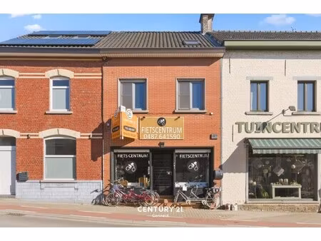 multifunctionele woning in hartje sint-joris-weert