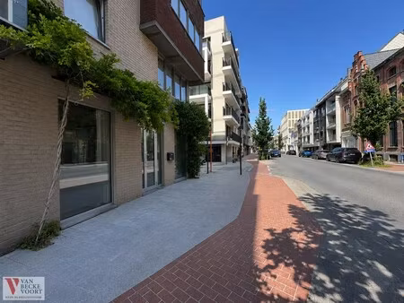 handelsgelijkvloers 207 m²