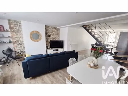maison de ville à la tessoualle (49280)