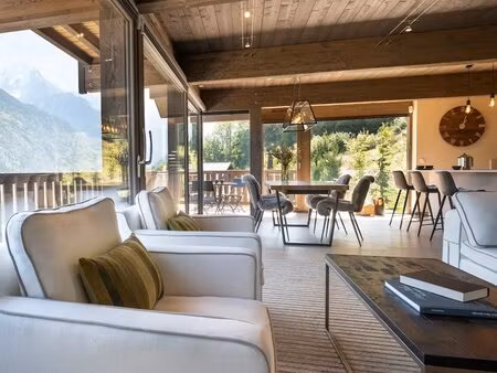 magnifique chalet - 5 chambres - vue sur le mont-blanc