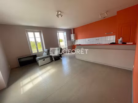 appartement t3 de 60 m2 - centre ville