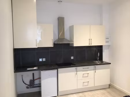 location appartement 2 pièces 27m² bordeaux 33000